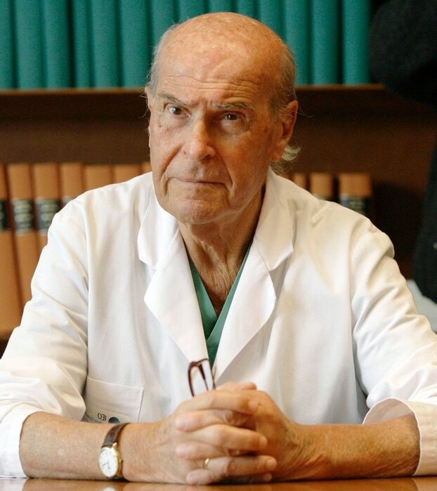 Medico Chirurgo plastico Mario Bezamat